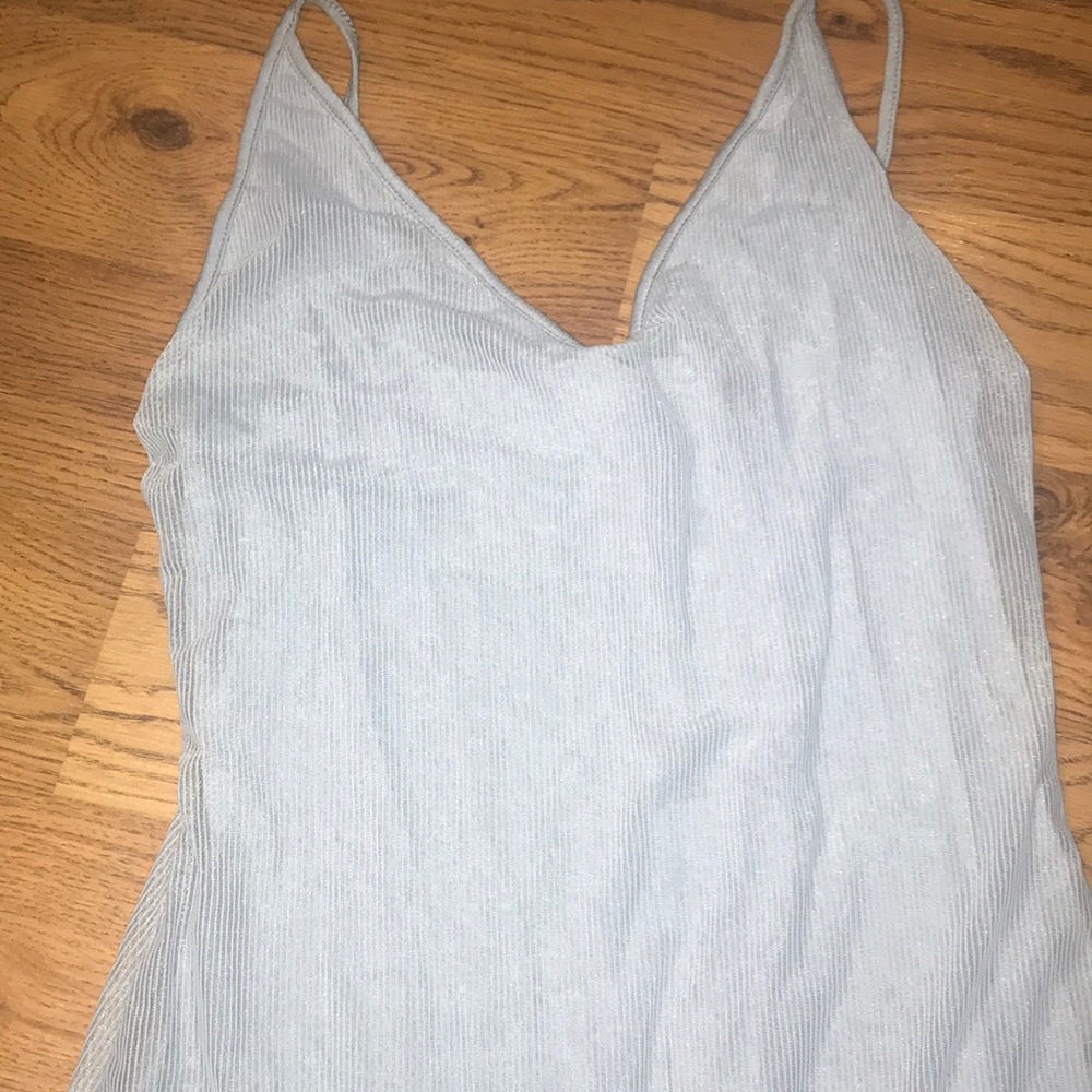 dress v cut